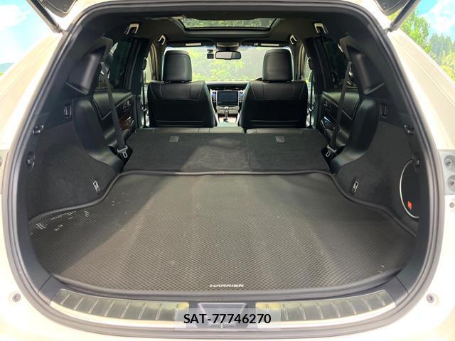 Toyota HARRIER 2016-11 8873722-9