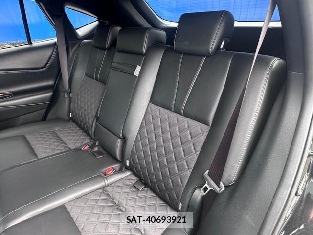 Toyota HARRIER 2016-10 8873974-13