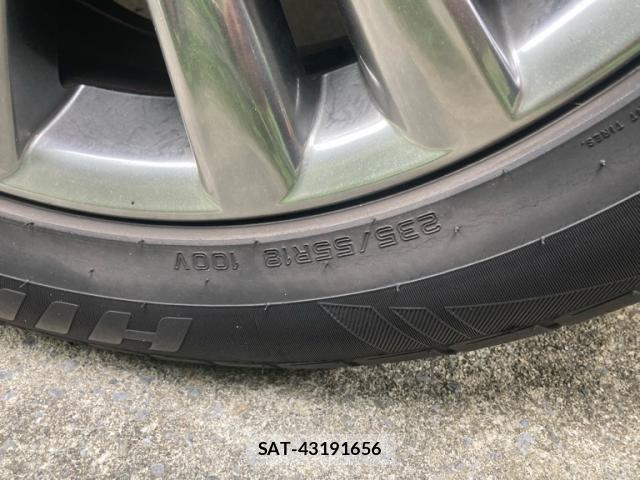 Toyota HARRIER 2018-11 8874308-12