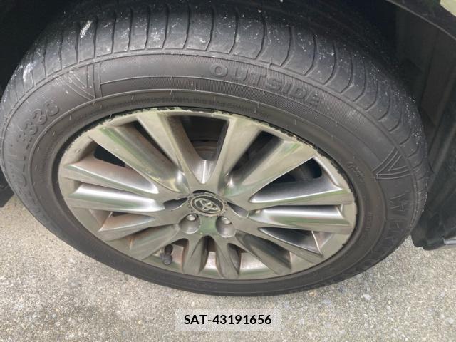 Toyota HARRIER 2018-11 8874308-2