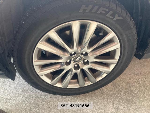 Toyota HARRIER 2018-11 8874308-4