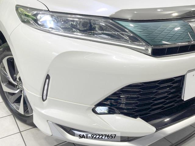 Toyota HARRIER 2017-10 8874370-11