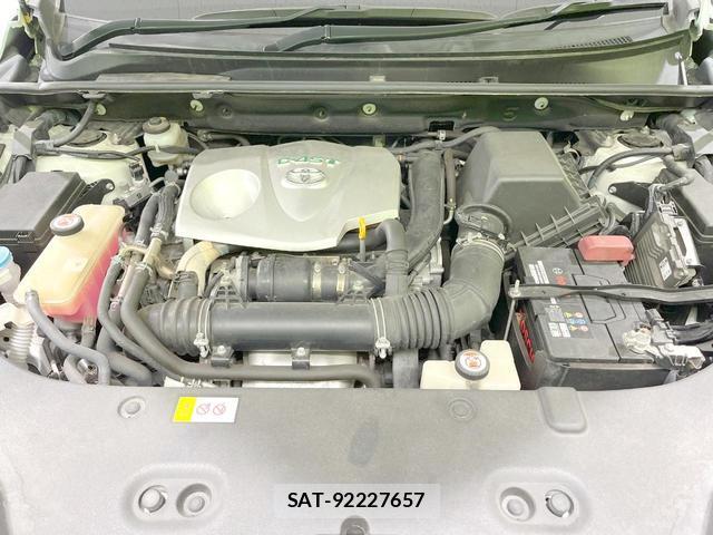 Toyota HARRIER 2017-10 8874370-17