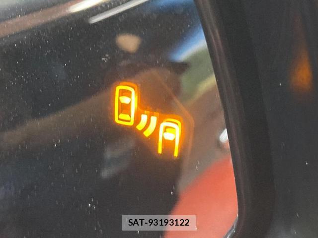 Toyota HARRIER 2021-06 8874718-5