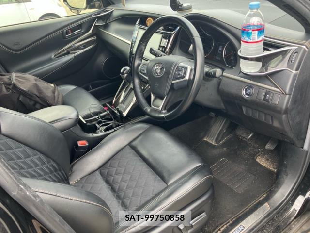 Toyota HARRIER 2017-03 8875021-11