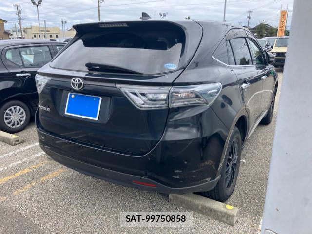 Toyota HARRIER 2017-03 8875021-13
