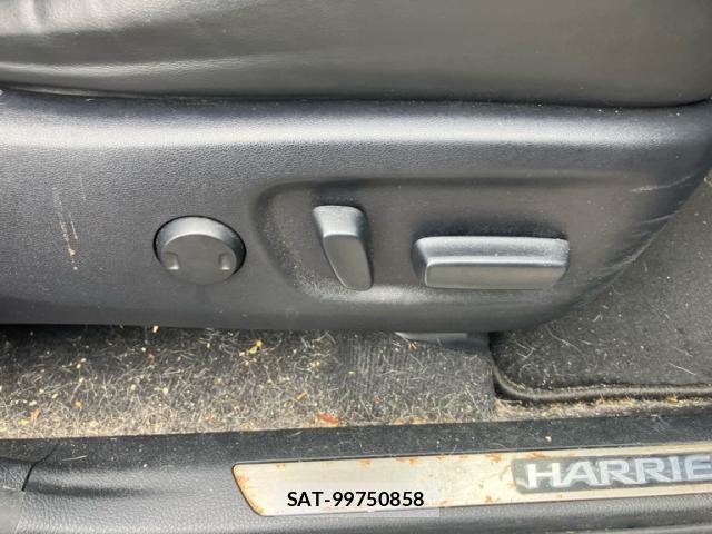 Toyota HARRIER 2017-03 8875021-14