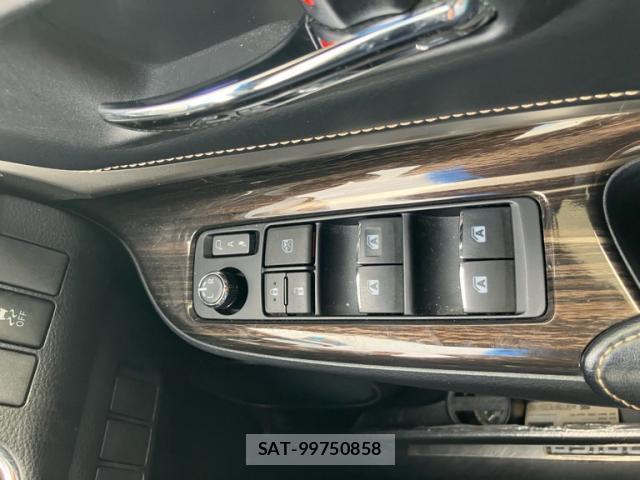 Toyota HARRIER 2017-03 8875021-16