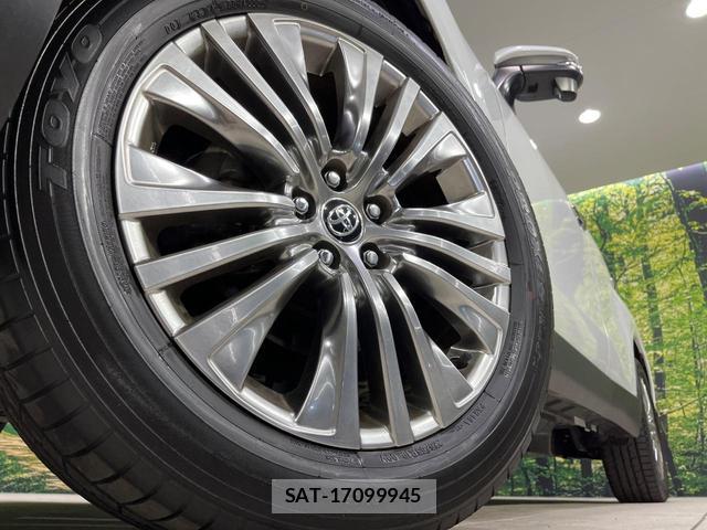 Toyota HARRIER 2022-12 8875822-12