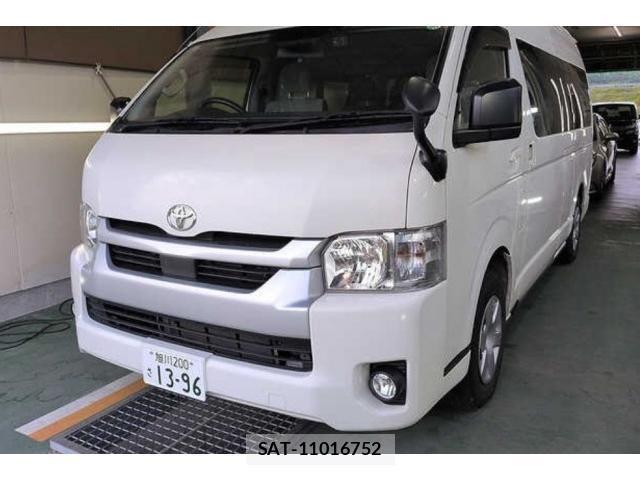 Toyota HIACE COMMUTER 2021-08 8872823-0