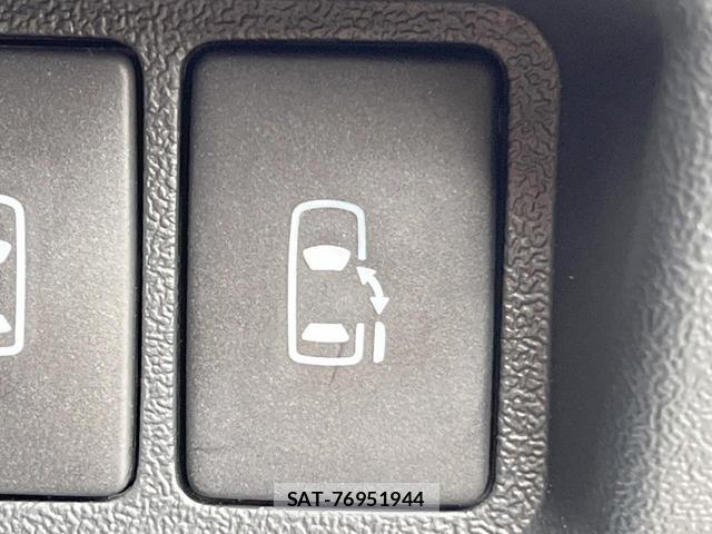 Toyota HIACE VAN 2025-12 8872634-5