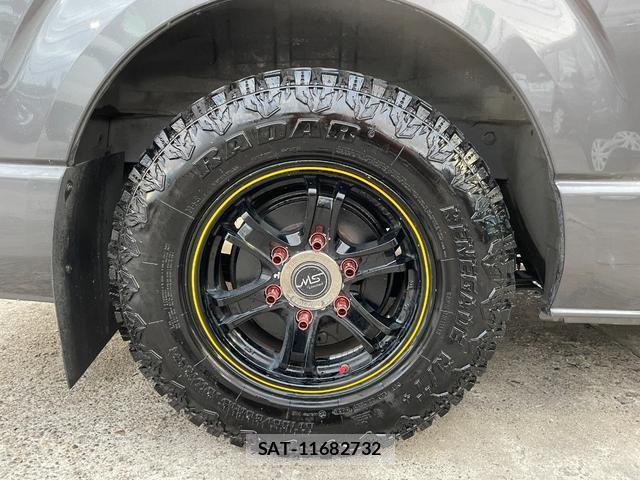 Toyota HIACE VAN 2015-12 8872691-10