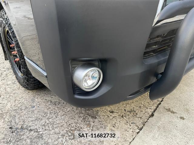 Toyota HIACE VAN 2015-12 8872691-16