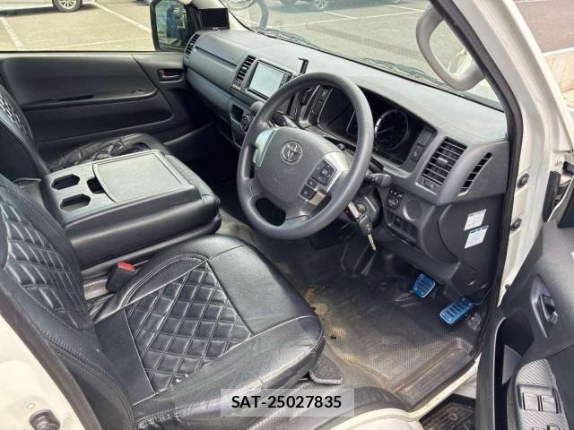 Toyota HIACE VAN 2023-08 8872810-3
