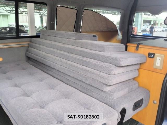 Toyota HIACE VAN 2007-12 8872817-2