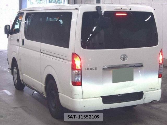 Toyota HIACE VAN 2021-05 8872826-1