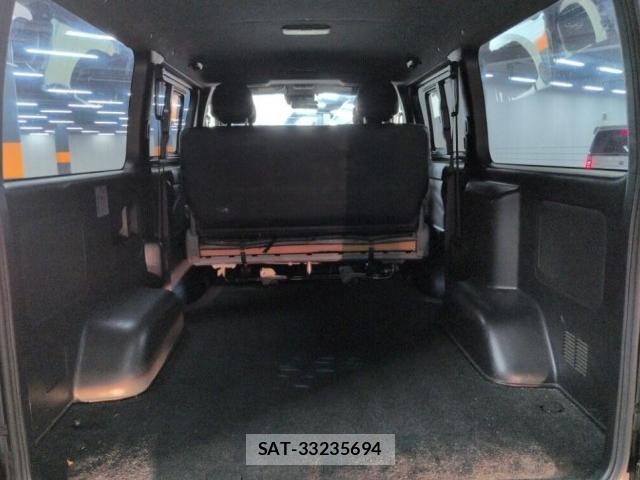 Toyota HIACE VAN 2019-05 8872827-2
