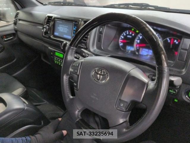 Toyota HIACE VAN 2019-05 8872827-3