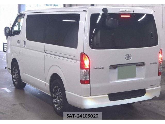Toyota HIACE VAN 2021-04 8872830-1