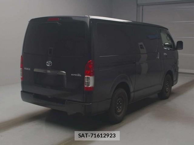 Toyota HIACE VAN 2021-08 8872832-1