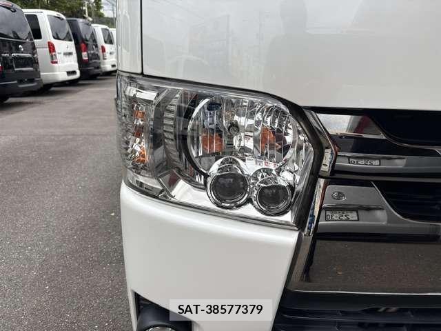 Toyota HIACE VAN 2018-04 8873008-10