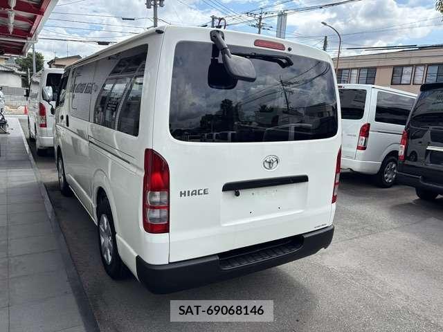 Toyota HIACE VAN 2019-02 8873009-2
