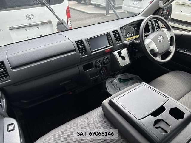 Toyota HIACE VAN 2019-02 8873009-5