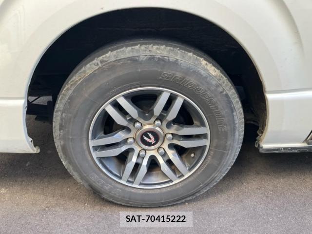 Toyota HIACE VAN 2021-04 8873431-8