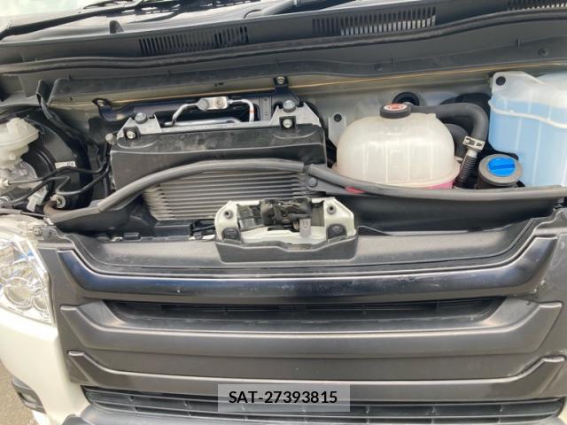 Toyota HIACE VAN 2023-07 8873476-19