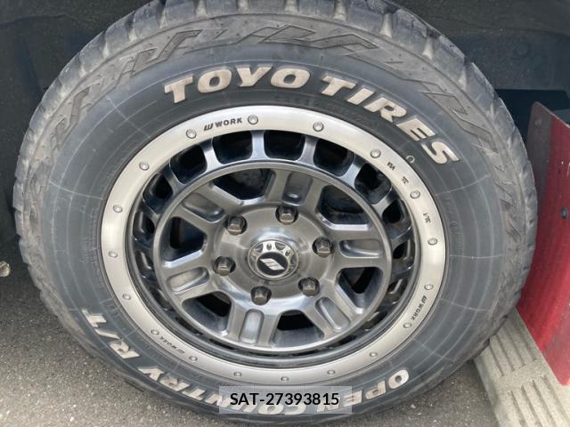 Toyota HIACE VAN 2023-07 8873476-5