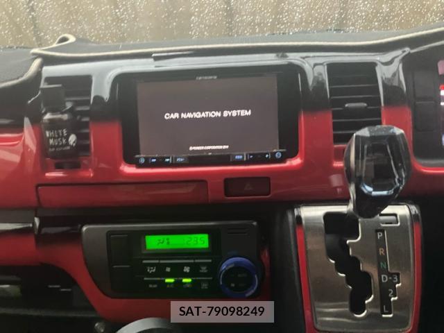 Toyota HIACE VAN 2015-10 8873548-14