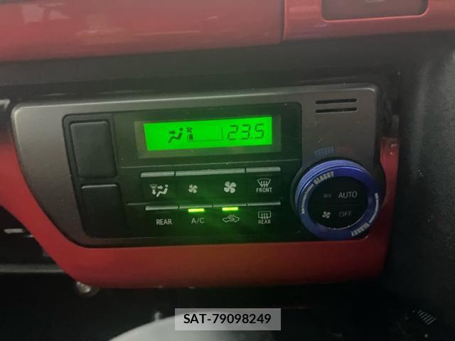 Toyota HIACE VAN 2015-10 8873548-15