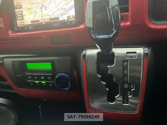 Toyota HIACE VAN 2015-10 8873548-16