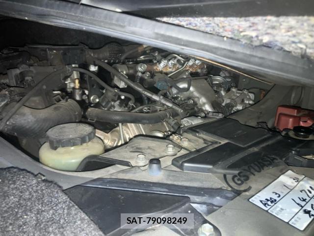 Toyota HIACE VAN 2015-10 8873548-8