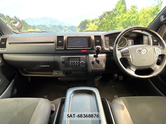 Toyota HIACE VAN 2024-01 8873723-1