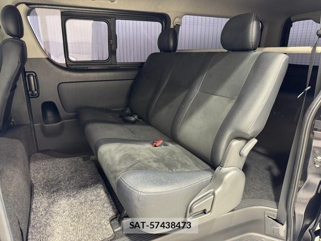 Toyota HIACE VAN 2016-07 8873760-10