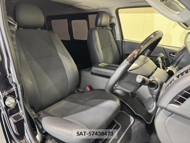 Toyota HIACE VAN 2016-07 8873760-7