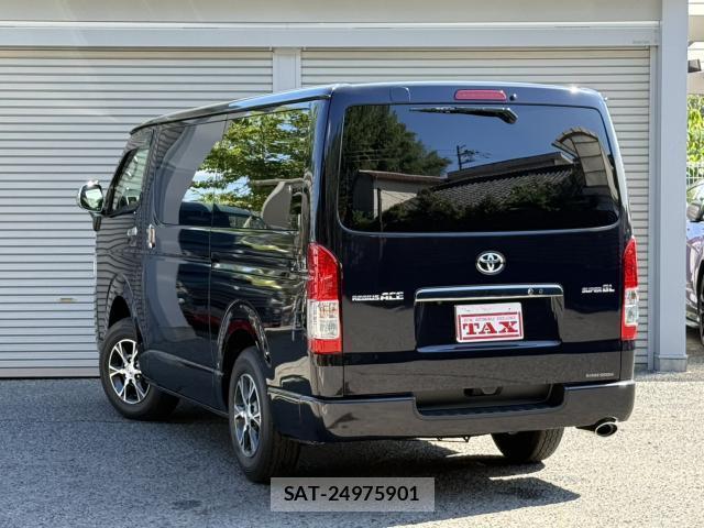 Toyota HIACE VAN 2019-12 8874058-10