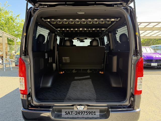 Toyota HIACE VAN 2019-12 8874058-6