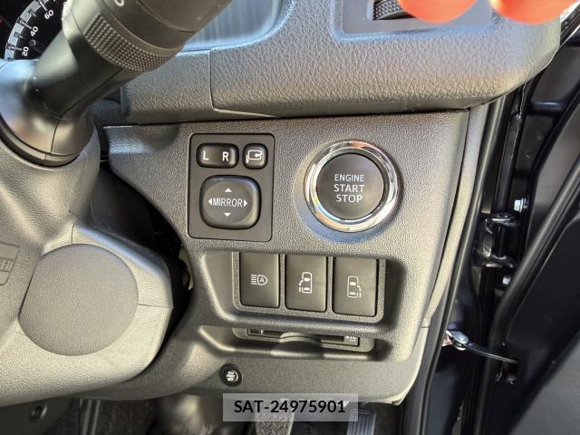 Toyota HIACE VAN 2019-12 8874058-7