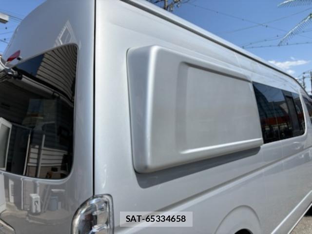 Toyota HIACE VAN 2008-10 8874134-12
