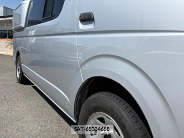 Toyota HIACE VAN 2008-10 8874134-15