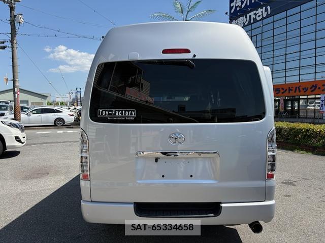 Toyota HIACE VAN 2008-10 8874134-6
