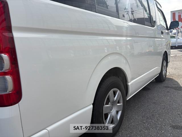 Toyota HIACE VAN 2008-09 8874135-10