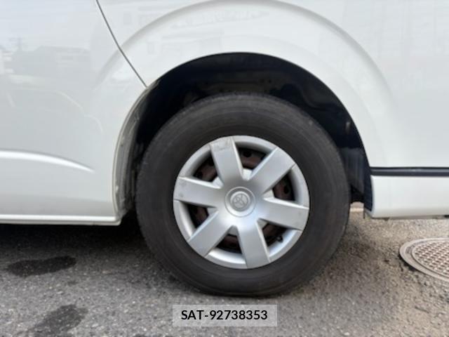 Toyota HIACE VAN 2008-09 8874135-12