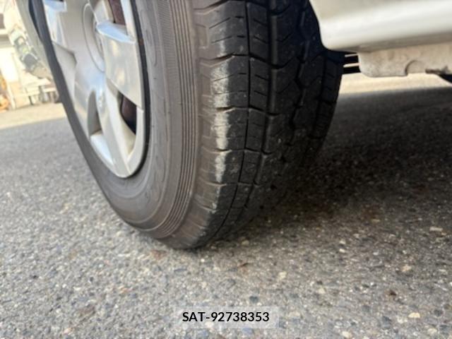 Toyota HIACE VAN 2008-09 8874135-14
