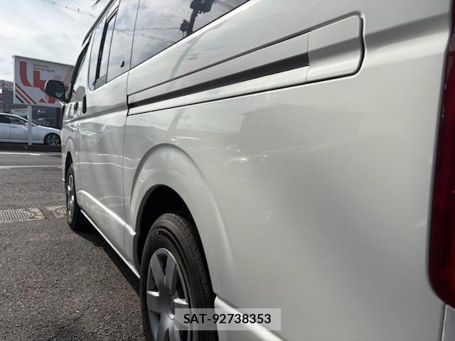 Toyota HIACE VAN 2008-09 8874135-15