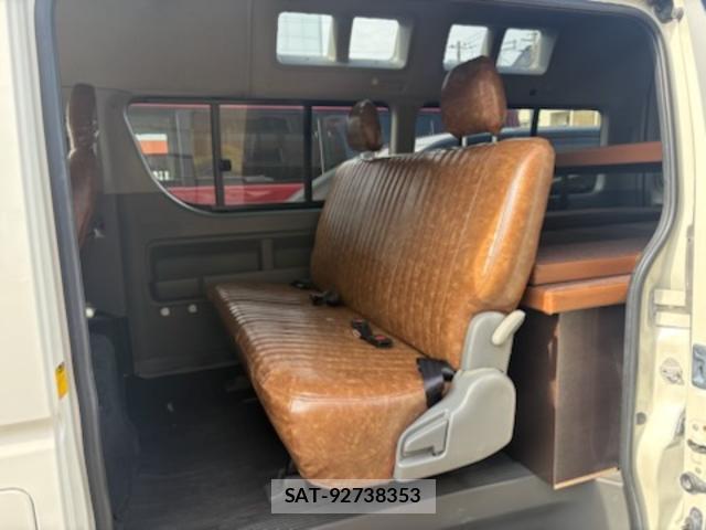 Toyota HIACE VAN 2008-09 8874135-16