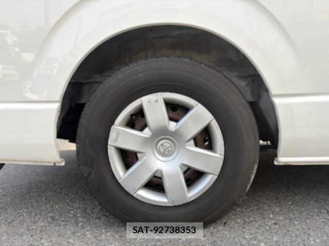 Toyota HIACE VAN 2008-09 8874135-5