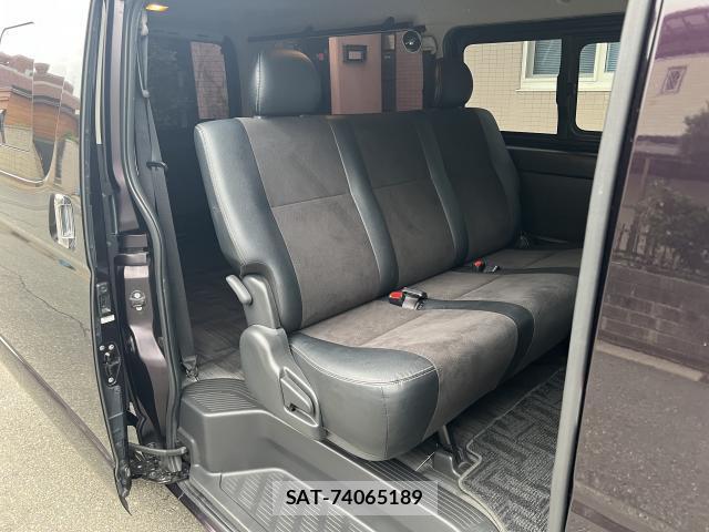 Toyota HIACE VAN 2017-05 8874275-12